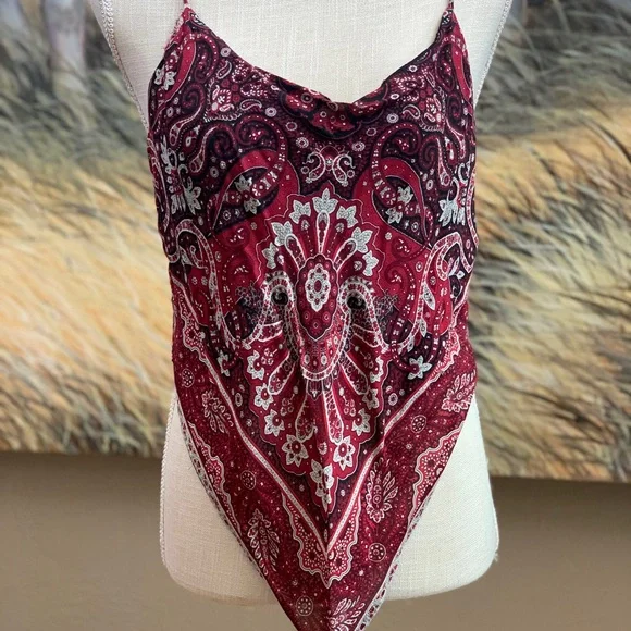 2 tops red bandana handkerchief top SZ LG and a SZ SM coral floral top zip back - Picture 2 of 13